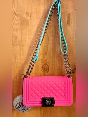NWT American Jewel Danielle Boy Bag Hot Pink Neon Silicone Gummy
Crossbody